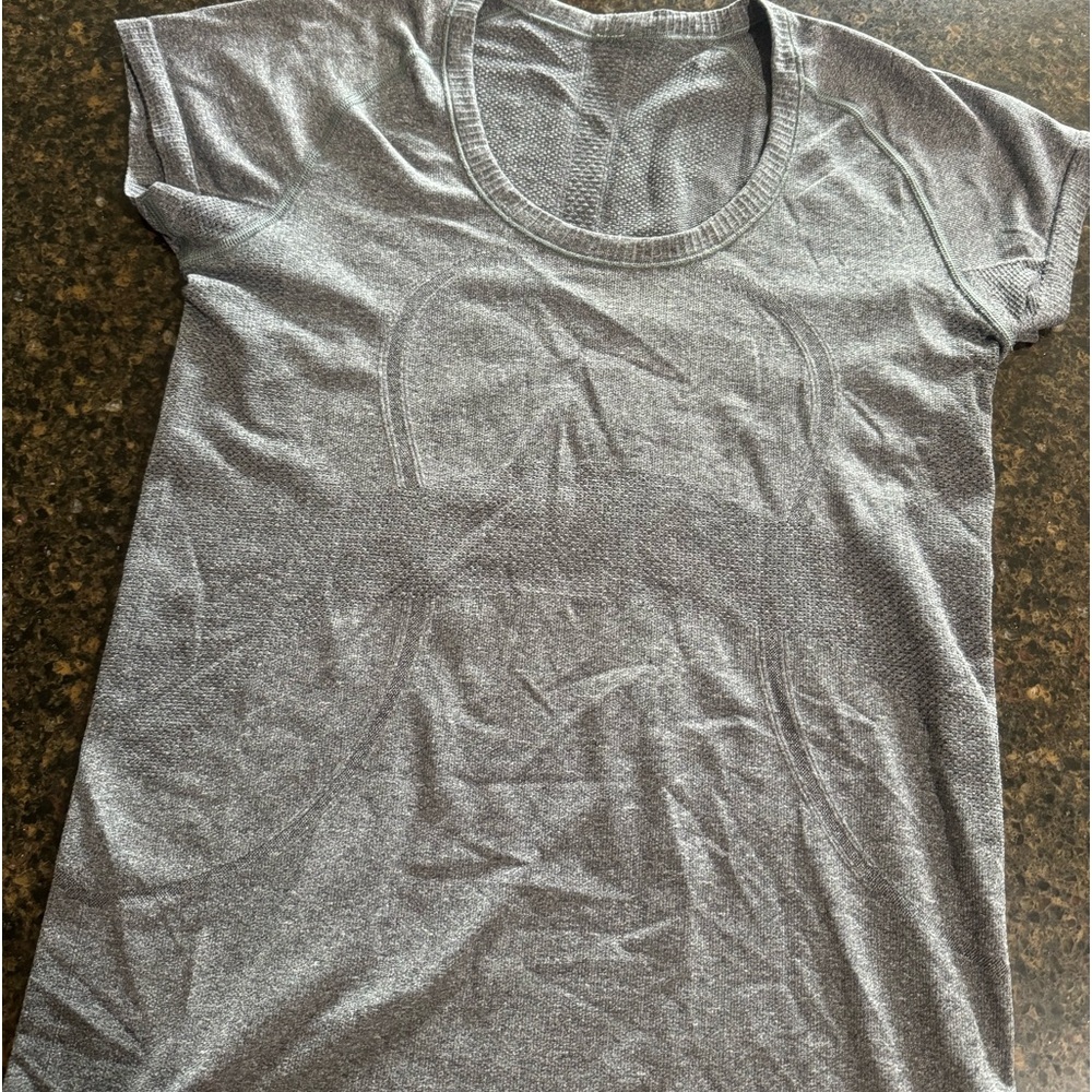 Lululemon swiftly tech